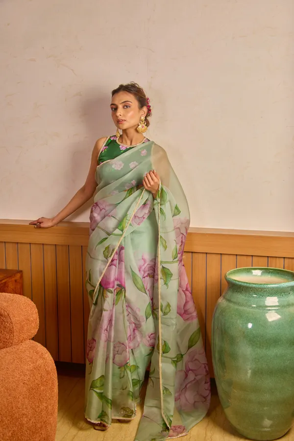 Green_Organza_Motiwork_Embroidered_Saree