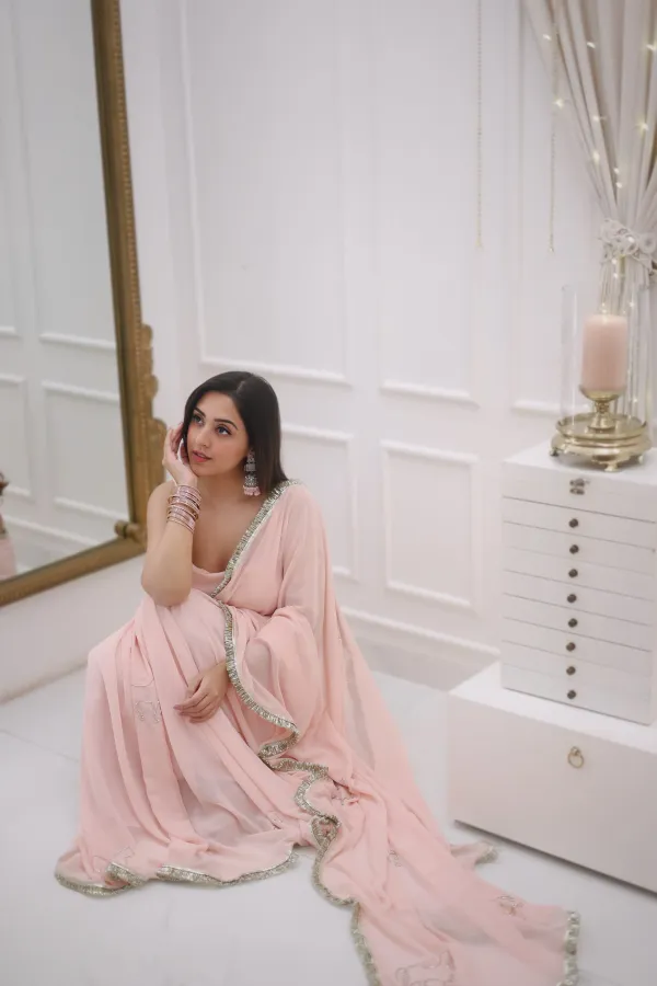 Pink_Blooming_Silk_Handwork_Designer_Saree