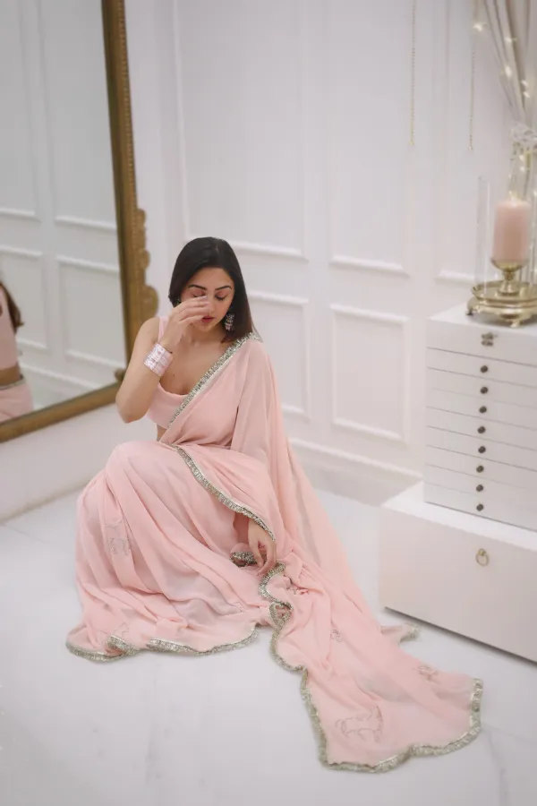 Pink_Blooming_Silk_Handwork_Designer_Saree