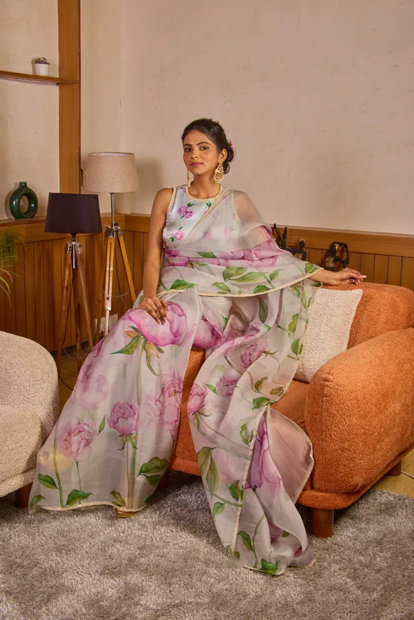 Grey_Organza_Motiwork_Embroidered_Saree
