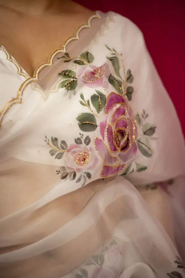 Off-White_Organza_Motiwork_Embroidered_Saree