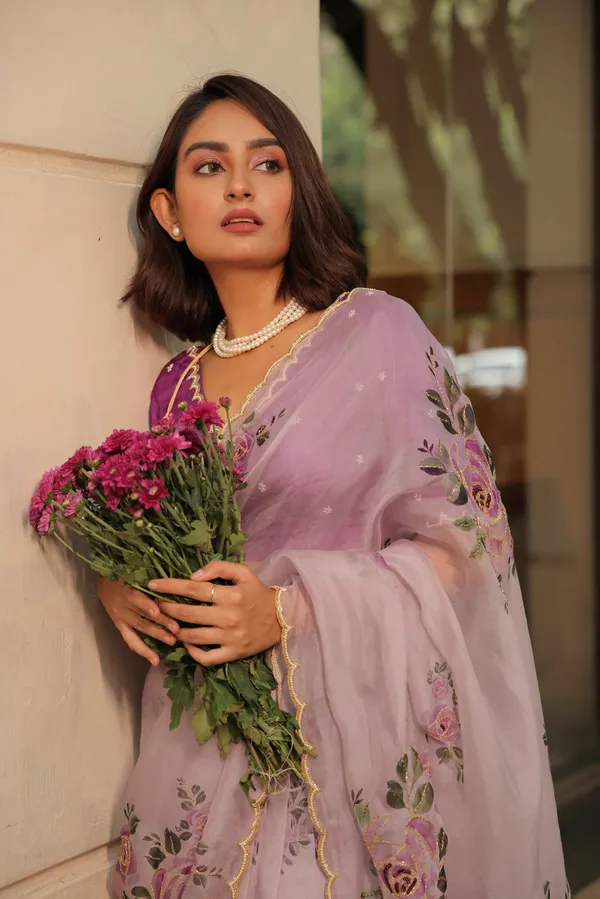 Lilac_Organza_Motiwork_Embroidered_Saree