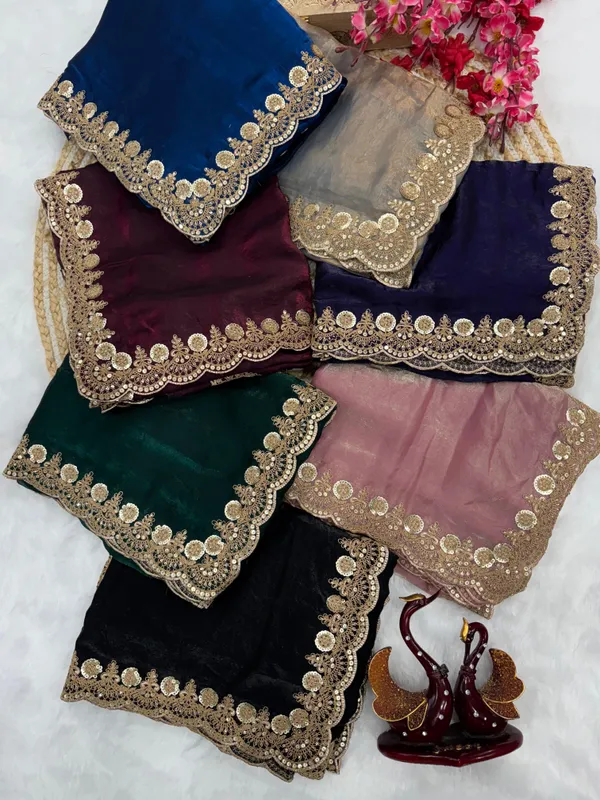 Lavender_Classic_Space_Silk_Embroidered_Saree