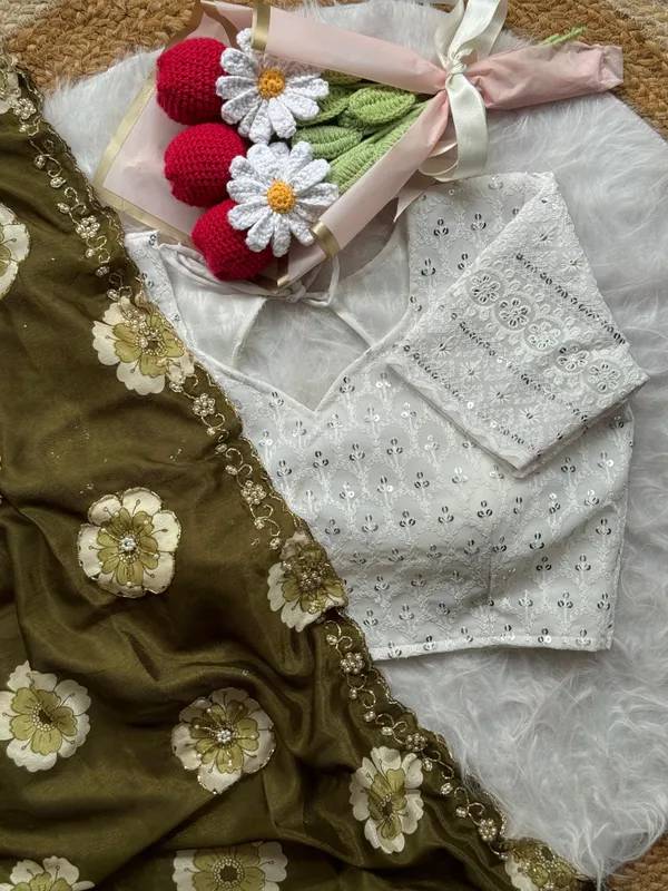 Mehendi_Malai_Silk_Embroidered_Saree