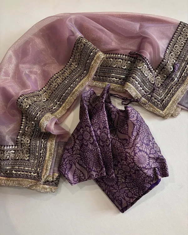 Lavender_Classic_Marodi_Embroidered_Saree