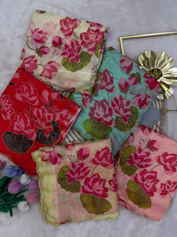 Pink_Floral_Embroidered_Saree