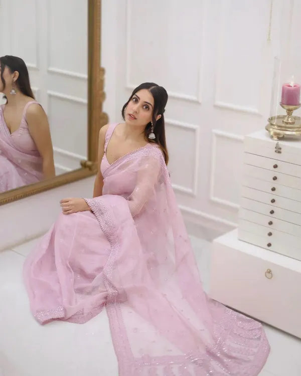 Pink_Checks_Embroidered_Designer_Saree