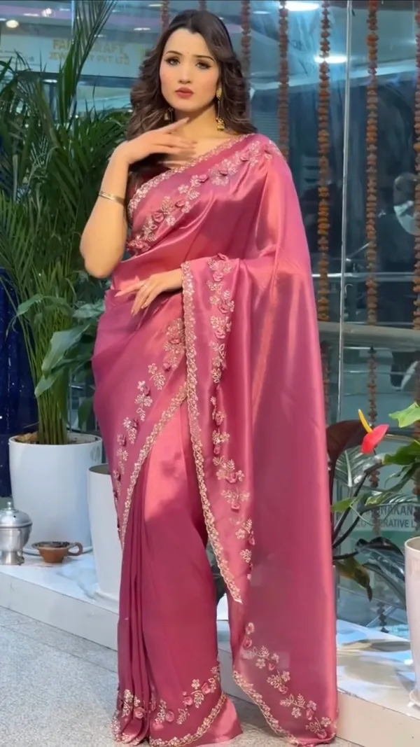 Pink_Shaded_Designer_Work_Saree