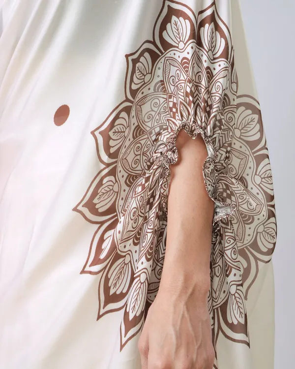 Coffee_Trendy_Free-Hand_Mandalaa_Print_Saree