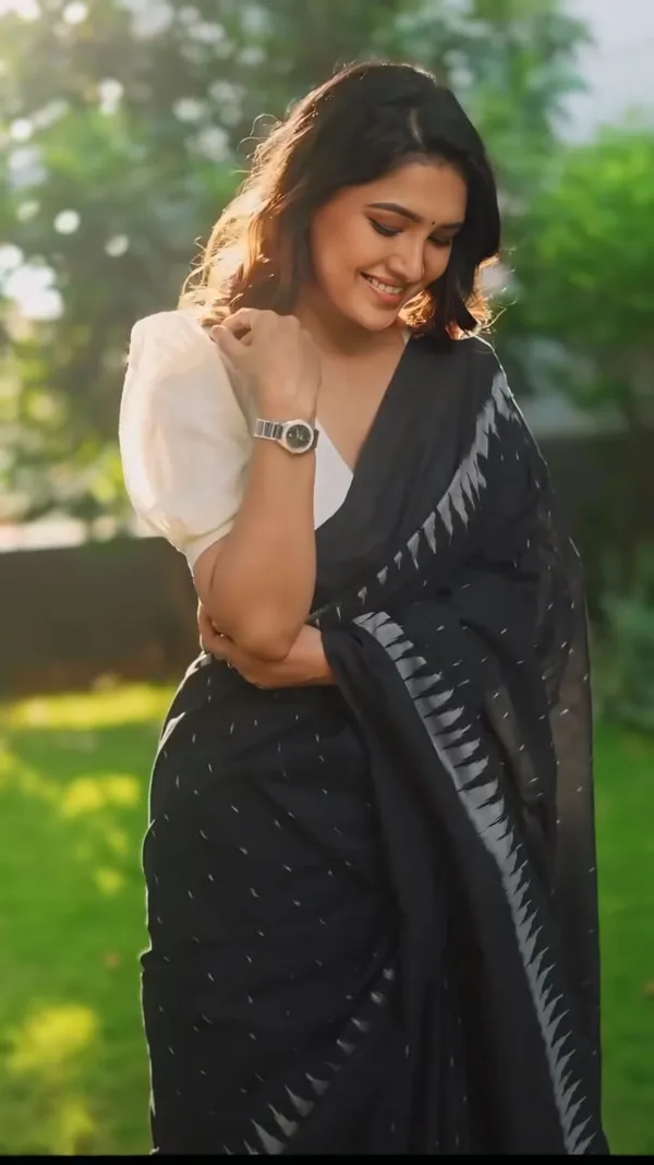 Black_Mulmul_Cotton_Block_Print_Saree