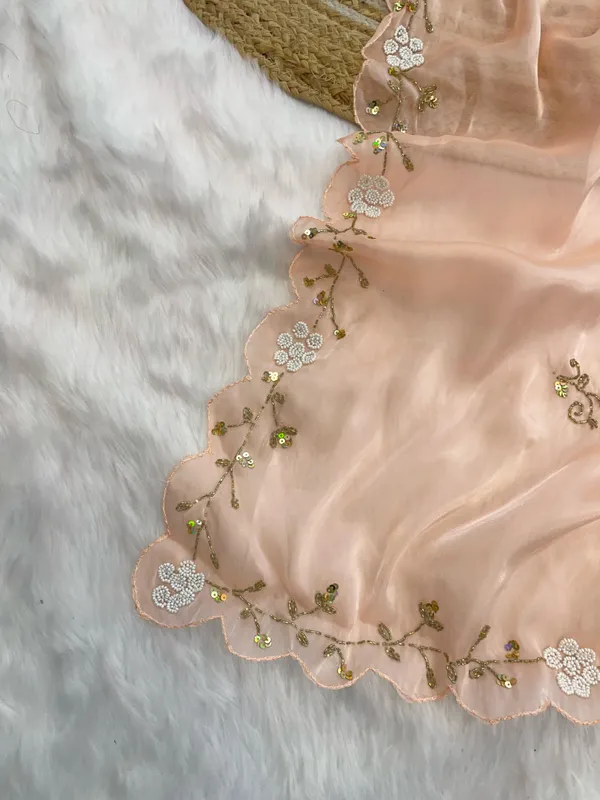 Rose_Pink_Cut_Dana_Embroidered_Designer_Saree
