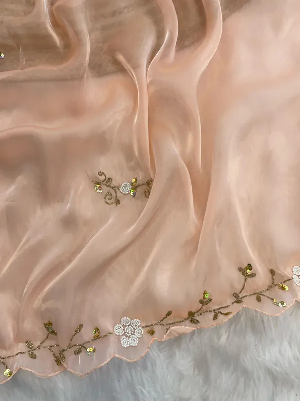 Rose_Pink_Cut_Dana_Embroidered_Designer_Saree
