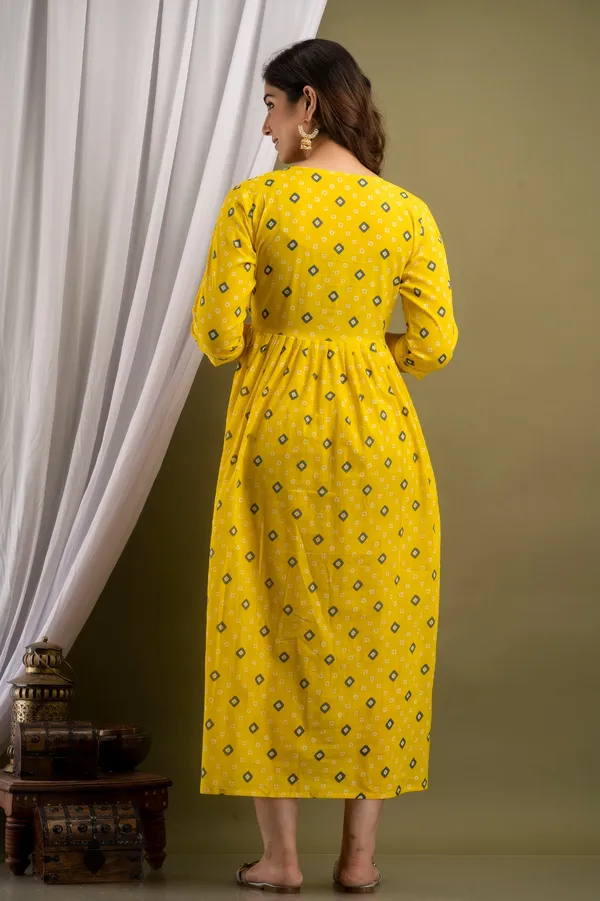 Black_fly_dote_Cotton_Printed_Maternity_And_Feeding_Kurti__Combo_Of_2