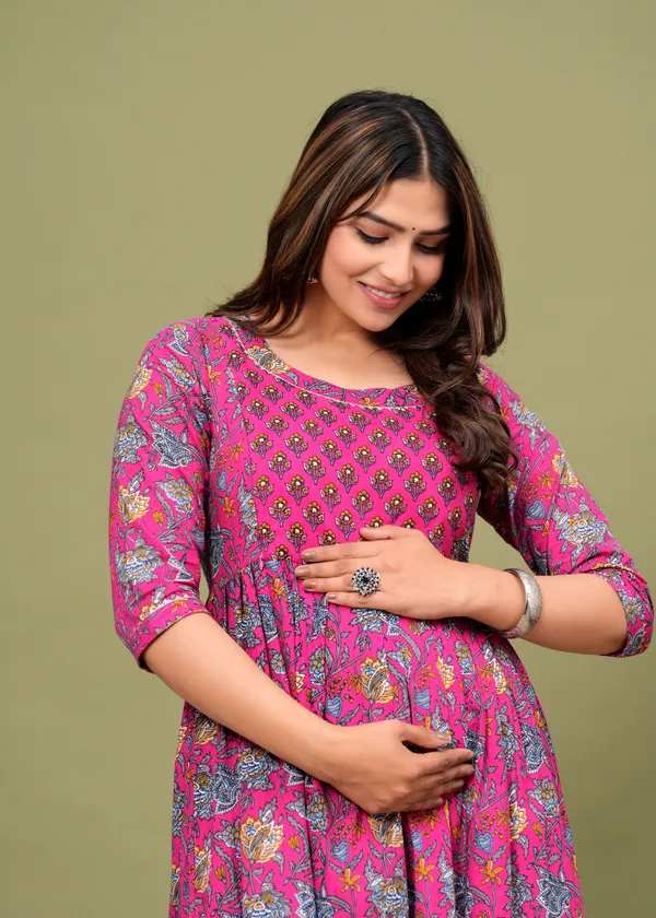 Black_fly_rani_Cotton_Printed_Maternity_And_Feeding_Kurti_Combo_Of_2