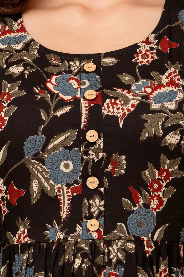 Black_fly_red_Cotton_Printed_Maternity_And_Feeding_Kurti_Combo_Of_2
