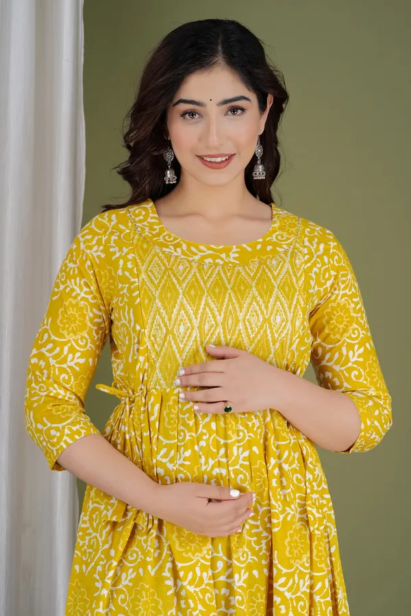 Black_fly_zikzaking_Cotton_Printed_Maternity_And_Feeding_Kurti__Combo_Of_2