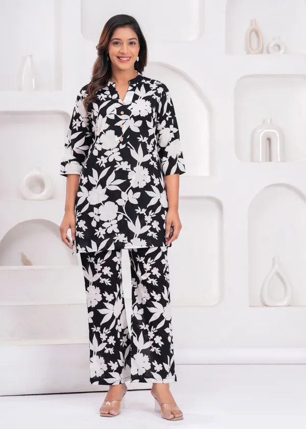 Black_in_white_cotton_cord_set