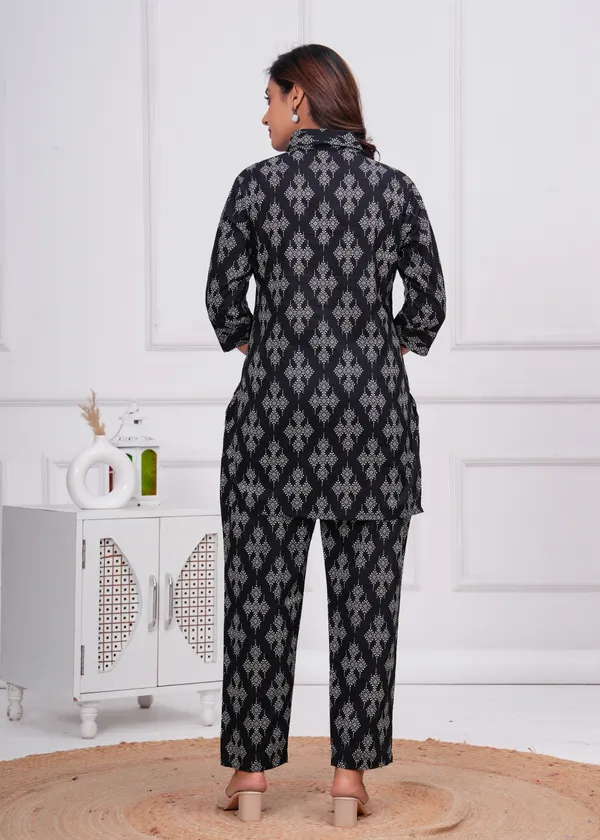 Black_plus_cotton_cambric_cord_set