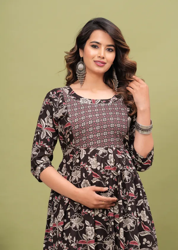 Black_red_floral_Cotton_Printed_Maternity_And_Feeding_Kurti_Combo_Of_2