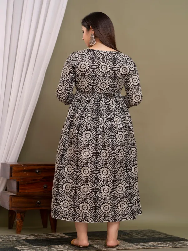 Black_sky_with_bummer_Rayon_maternity_and_feeding_kurti_Combo_Of_2