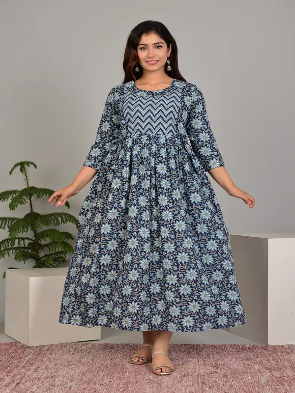 Blue_laher_flower_cotton_maternity_and_feeding_kurti