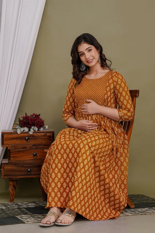 Brown_crunh_cotton_maternity_and_feeding_kurti