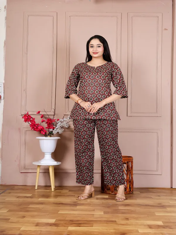 Brown_paan__cotton_cord_set