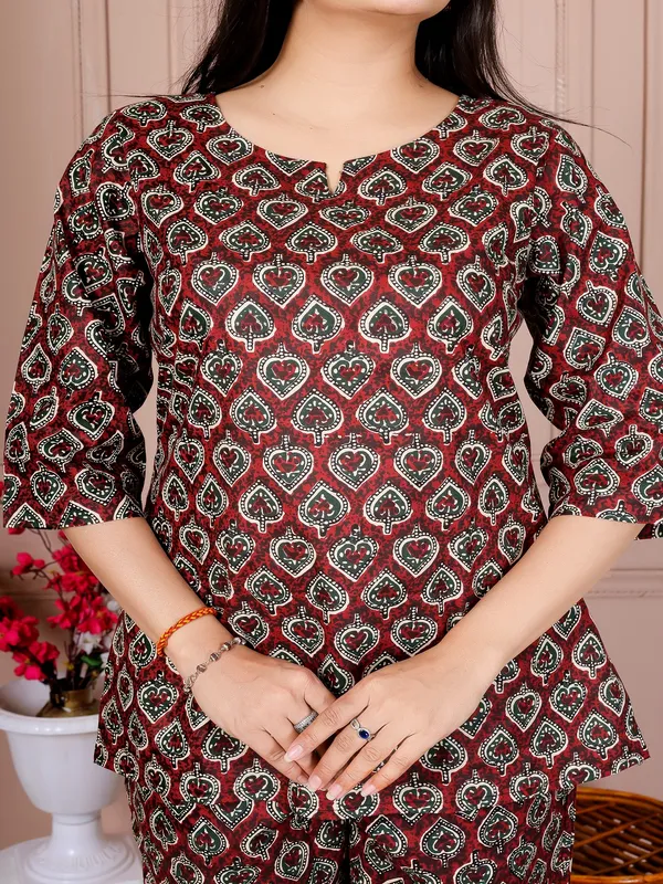 Brown_paan__cotton_cord_set