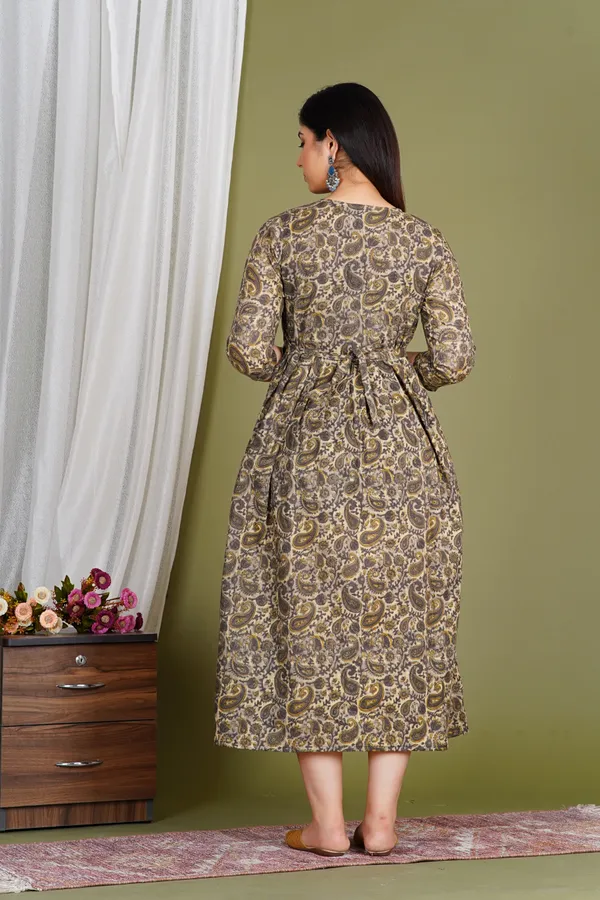 Choclate_carry_rayon_maternity_and_feeding_kurti