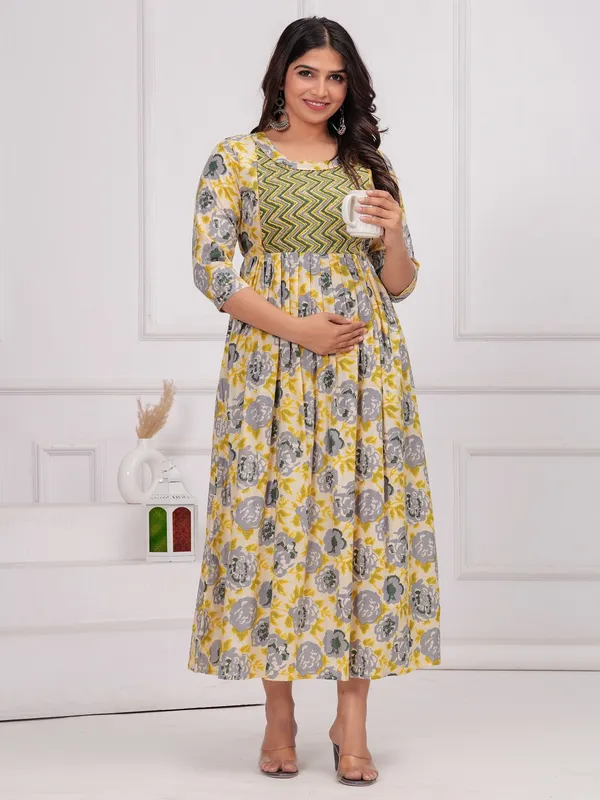 Golden_teach_cotton__maternity_and_feeding_kurti