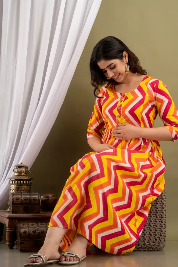 Lahriya_dote_Cotton_Printed_Maternity_And_Feeding_Kurti_Combo_Of_2