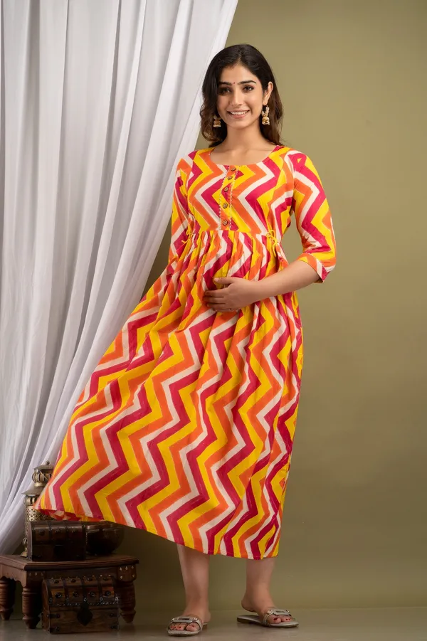 Lahriya_dote_Cotton_Printed_Maternity_And_Feeding_Kurti_Combo_Of_2