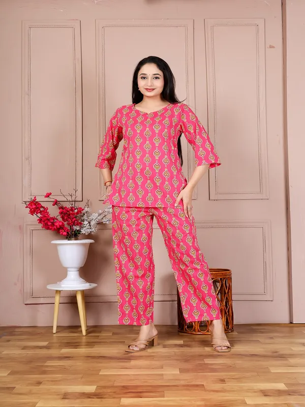Pink_paan_blosom__cotton_cord_set