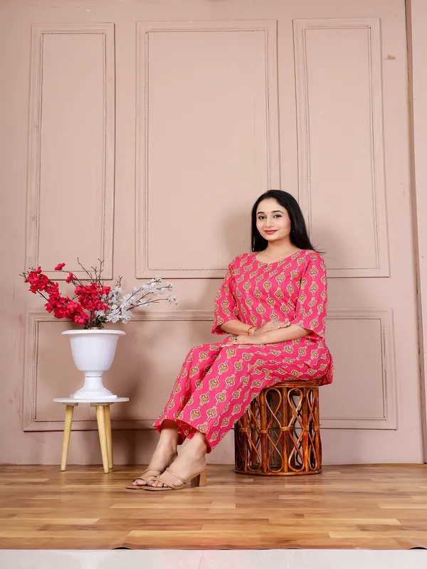 Pink_paan_blosom__cotton_cord_set