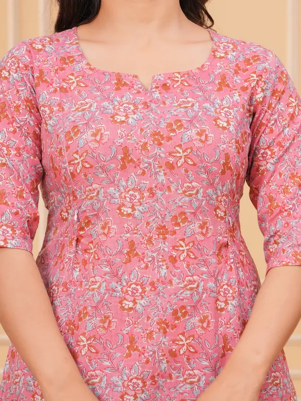 Pink_reedam_feeding_cord_set