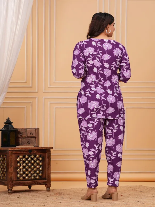 Purple_line__flower_feeding_cord_set