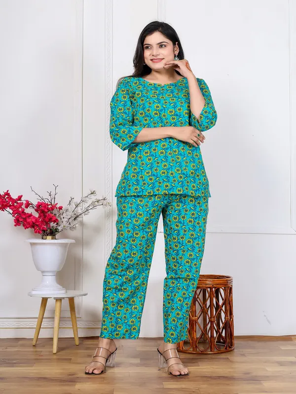 Rama_multi_yellow_flower_cotton_cord_set