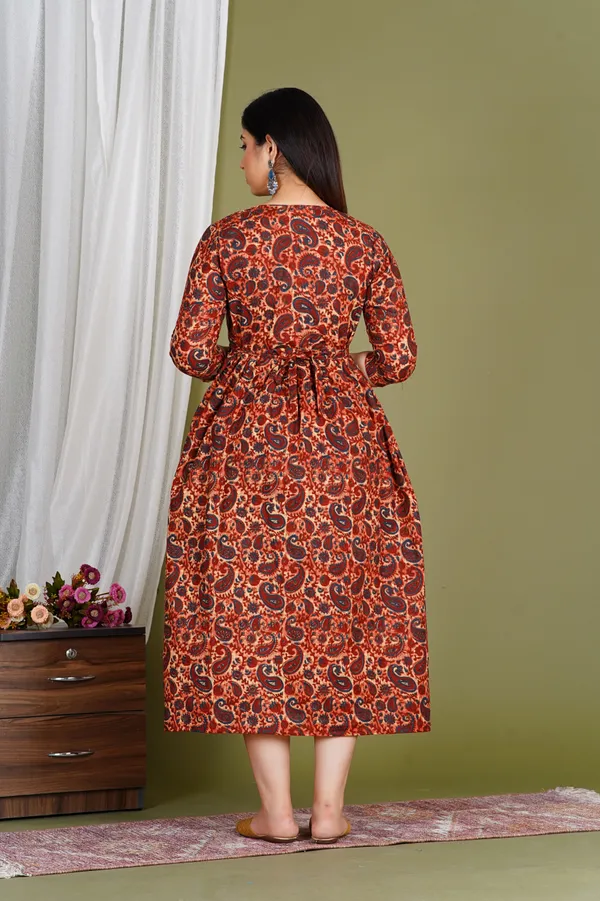 Red_carry_rayon_maternity_and_feeding_kurti