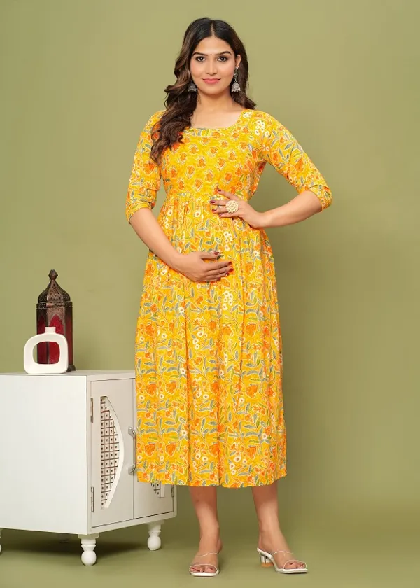 Sun_moon_Cotton_Printed_Maternity_And_Feeding_Kurti_Combo_Of_2