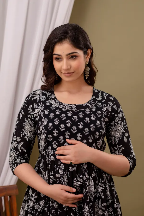 Black_Maternity_And_Feeding_Gown__By_Nevisha_Style