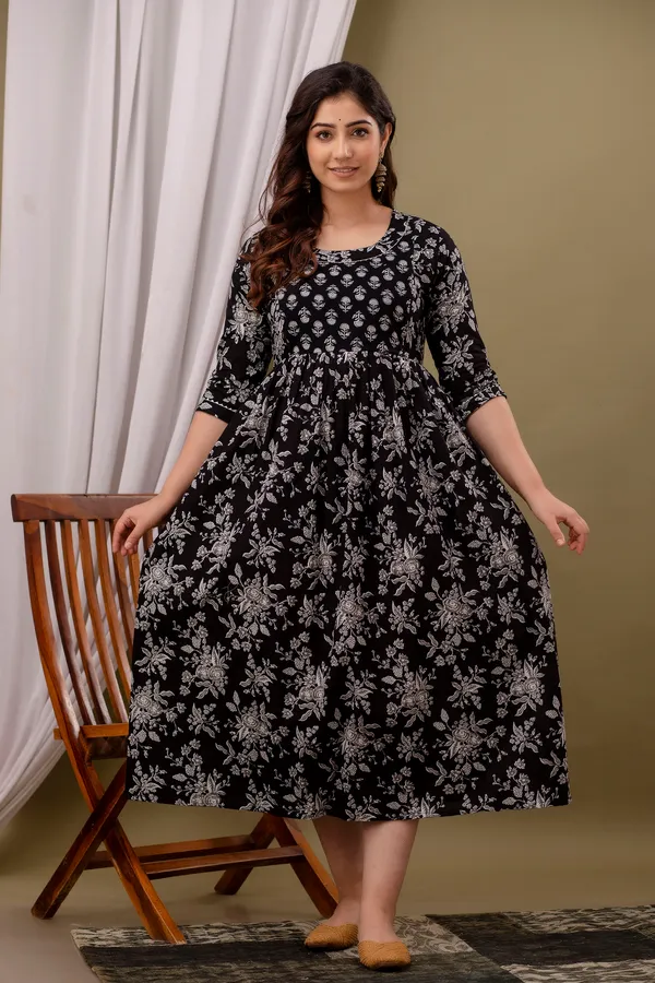 Black_Maternity_And_Feeding_Gown__By_Nevisha_Style