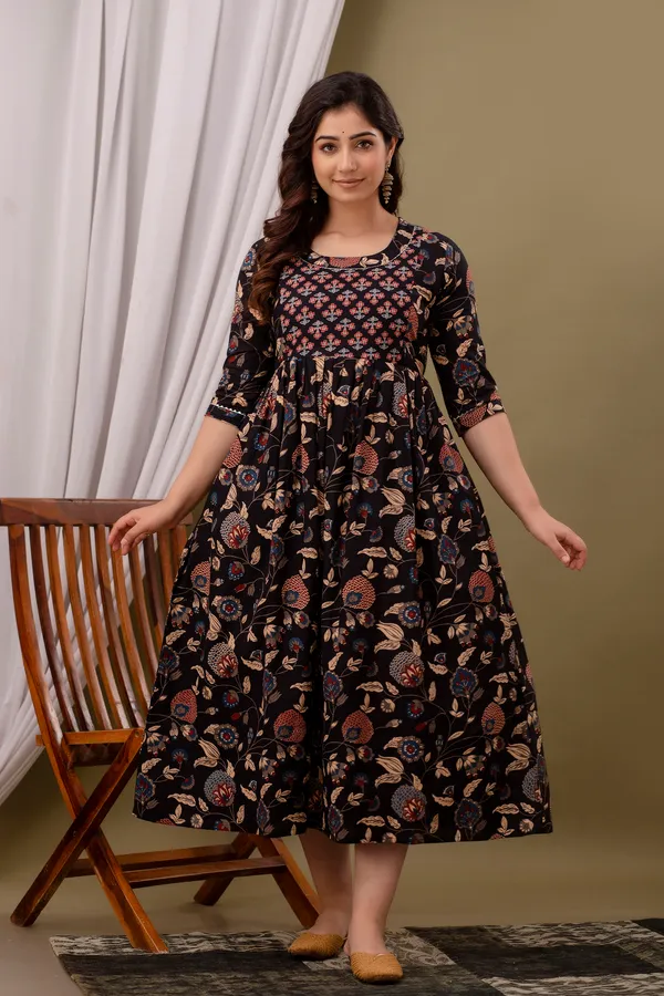Cotton_Maternity_And_Feeding_Gown__By_Nevisha_Style