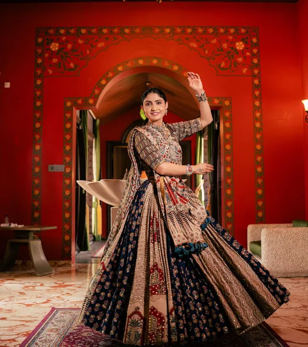 Cream_And_Blue_Designer_Lehngha_Real_Mirror_Work_With_Dupatta_And__Blouse_Piece