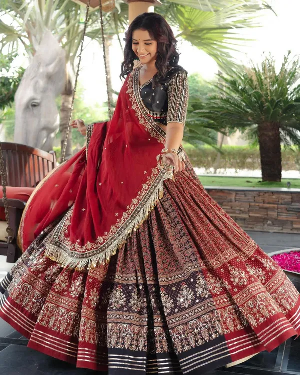 Red_And_Black_Designer_Lehngha_Real_Mirror_Work_With_Dupatta_And__Blouse_Piece