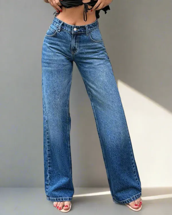 Vast Cut High-Waisted Wide-Leg Cotton Denim Jeans in Pale Coast Wash Blue
