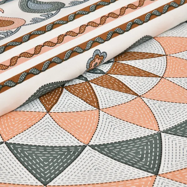 320_TC_katha_patchwork_design_King_Size_Premium_Cotton_Bedsheet_With_Two_Pillow_Covers_-_275_X_275_cm_(King_size)