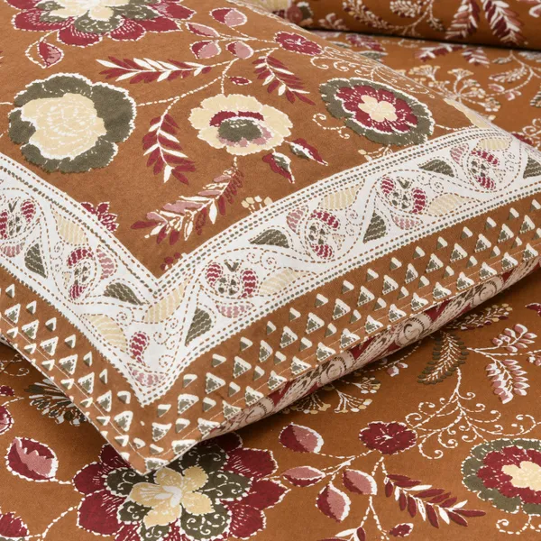 320_TC_katha_patchwork_design_King_Size_Premium_Cotton_Bedsheet_With_Two_Pillow_Covers_-_275_X_275_cm_(King_size)