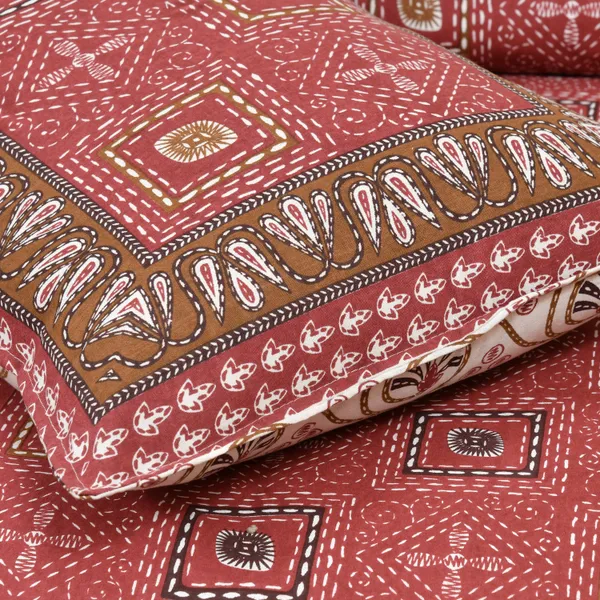 320_TC_katha_patchwork_design_King_Size_Premium_Cotton_Bedsheet_With_Two_Pillow_Covers_-_275_X_275_cm_(King_size)