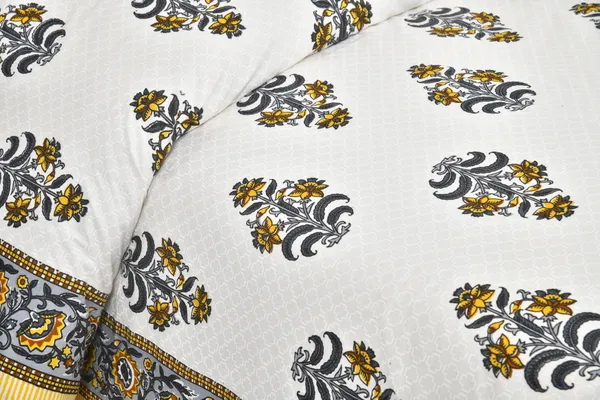 380_TC_jaipuri_print_100%_Cotton_Bedsheet_With_Two_Pillow_Covers_/_handblock_print_bedsheet_-_275_X_275_cm_(King_size)
