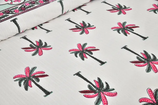 380_TC_jaipuri_print_100%_Cotton_Bedsheet_With_Two_Pillow_Covers_/_handblock_print_bedsheet_-_275_X_275_cm_(King_size)